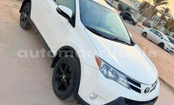 Acheter Occasion Voiture Toyota RAV4 Blanc à an–Na'mah, Hudh-ash-Sharqi