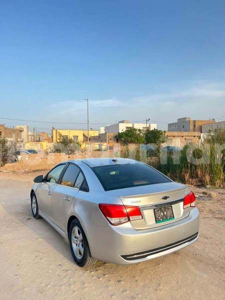 Big with watermark chevrolet cruze hodh el gharbi aioun 5149