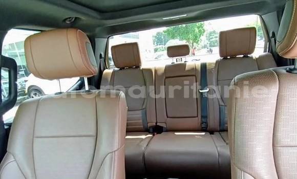 Acheter Occasion Voiture Toyota Tundra Blanc à Arafat, Wilaya du Trarza Acheter Occasion Voiture Toyota Tundra Blanc à Arafat, Wilaya du Trarza