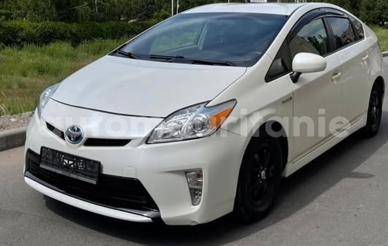 Big with watermark toyota prius wilaya du trarza arafat 5163