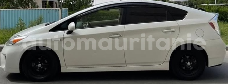 Big with watermark toyota prius wilaya du trarza arafat 5163