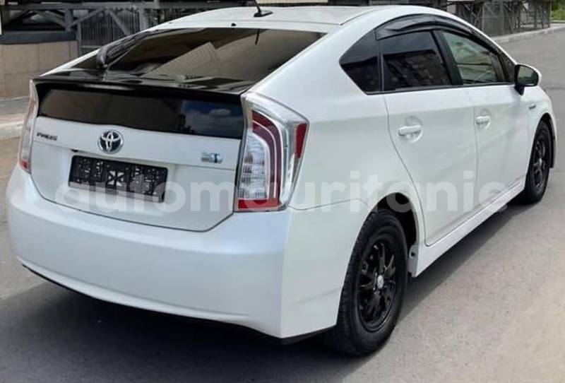 Big with watermark toyota prius wilaya du trarza arafat 5163