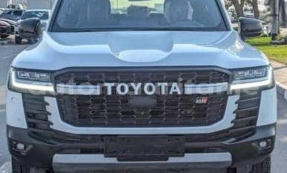 Acheter Occasion Voiture Toyota Land Cruiser Blanc à Arafat, Wilaya du Trarza Acheter Occasion Voiture Toyota Land Cruiser Blanc à Arafat, Wilaya du Trarza