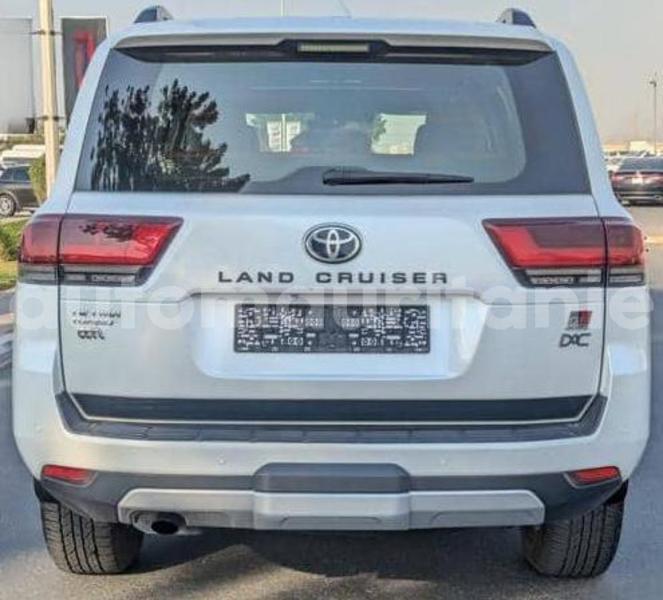 Big with watermark toyota land cruiser wilaya du trarza arafat 5165