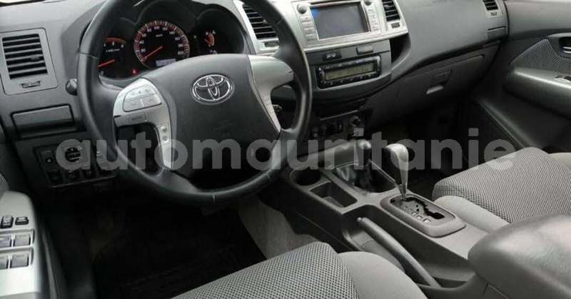 Big with watermark toyota hilux nouakchott ouest nouakchott 5184