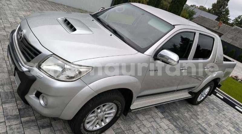Big with watermark toyota hilux nouakchott ouest nouakchott 5184