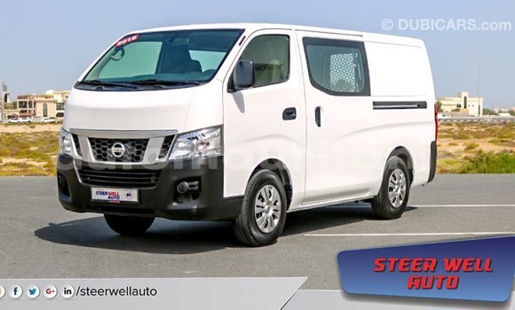 Acheter Import Voiture Nissan Urvan Blanc à Import - Dubai, Adrar Acheter Import Voiture Nissan Urvan Blanc à Import - Dubai, Adrar