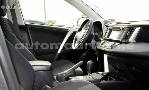 Acheter Import Utilitaire Toyota HiAce Autre à Import - Dubai, Adrar Acheter Import Utilitaire Toyota HiAce Autre à Import - Dubai, Adrar