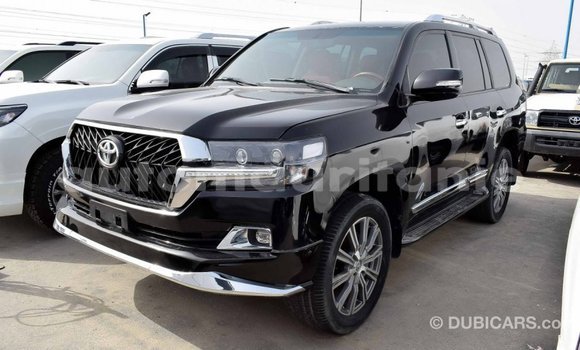Acheter Import Voiture Toyota Land Cruiser Noir à Import - Dubai, Adrar Acheter Import Voiture Toyota Land Cruiser Noir à Import - Dubai, Adrar