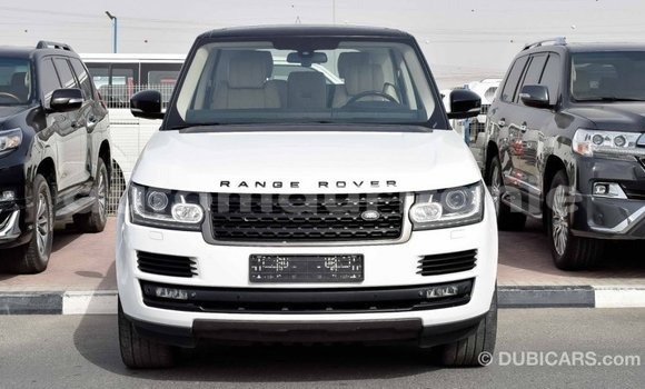 Acheter Import Voiture Land Rover Range Rover Blanc à Import - Dubai, Adrar Acheter Import Voiture Land Rover Range Rover Blanc à Import - Dubai, Adrar