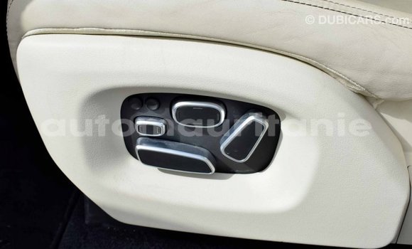 Acheter Import Voiture Land Rover Range Rover Blanc à Import - Dubai, Adrar Acheter Import Voiture Land Rover Range Rover Blanc à Import - Dubai, Adrar