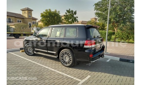 Buy Import Toyota Land Cruiser Black Car in Import - Dubai in Adrar Buy Import Toyota Land Cruiser Black Car in Import - Dubai in Adrar