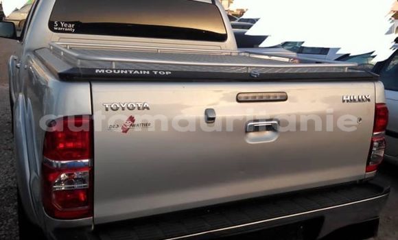 Acheter Occasion Voiture Toyota Hilux Gris à Nouakchott, Nouakchott Ouest Acheter Occasion Voiture Toyota Hilux Gris à Nouakchott, Nouakchott Ouest