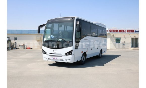 Acheter Import Voiture Isuzu Rodeo Blanc à Import - Dubai, Adrar