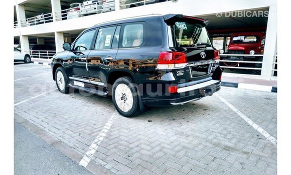 Buy Import Toyota Land Cruiser Black Car in Import - Dubai in Adrar Buy Import Toyota Land Cruiser Black Car in Import - Dubai in Adrar