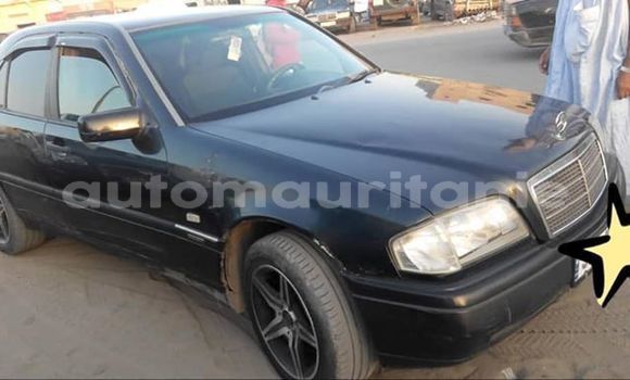 Acheter Occasion Voiture Mercedes-Benz C-klasse Noir à Nouakchott, Nouakchott Ouest Acheter Occasion Voiture Mercedes-Benz C-klasse Noir à Nouakchott, Nouakchott Ouest