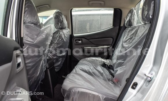 Acheter Import Voiture Mitsubishi L200 Autre à Import - Dubai, Adrar Acheter Import Voiture Mitsubishi L200 Autre à Import - Dubai, Adrar