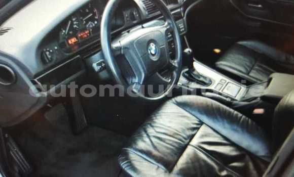 Acheter Occasion Voiture BMW 5–Series Autre à 'Ayun–al–'Atrus, Hudh-al-Gharbi