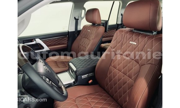 Buy Import Toyota Land Cruiser Black Car in Import - Dubai in Adrar Buy Import Toyota Land Cruiser Black Car in Import - Dubai in Adrar