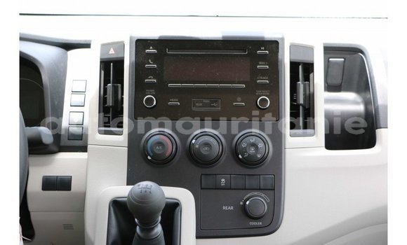 Buy Import Toyota Hiace White Car in Import - Dubai in Adrar Buy Import Toyota Hiace White Car in Import - Dubai in Adrar