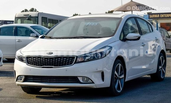 Acheter Import Voiture Kia Cerato Blanc à Import - Dubai, Adrar Acheter Import Voiture Kia Cerato Blanc à Import - Dubai, Adrar