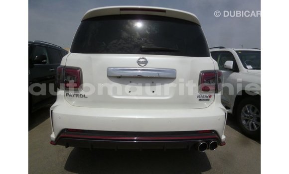 Acheter Import Voiture Nissan Patrol Blanc à Import - Dubai, Adrar Acheter Import Voiture Nissan Patrol Blanc à Import - Dubai, Adrar
