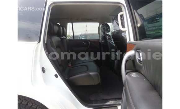 Acheter Import Voiture Nissan Patrol Blanc à Import - Dubai, Adrar Acheter Import Voiture Nissan Patrol Blanc à Import - Dubai, Adrar