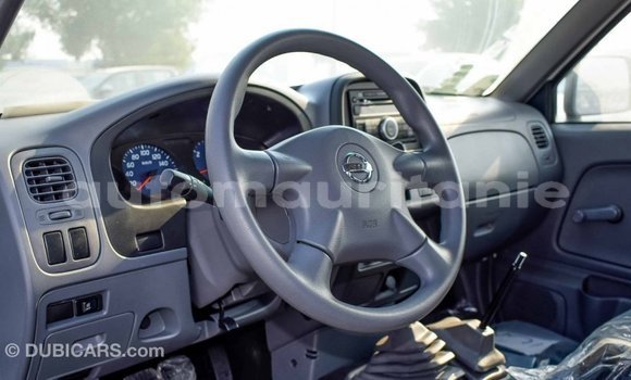 Acheter Import Voiture Nissan NP 300 Blanc à Import - Dubai, Adrar Acheter Import Voiture Nissan NP 300 Blanc à Import - Dubai, Adrar