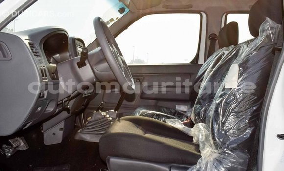 Acheter Import Voiture Nissan NP 300 Blanc à Import - Dubai, Adrar Acheter Import Voiture Nissan NP 300 Blanc à Import - Dubai, Adrar