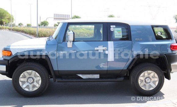 Buy Import Toyota FJ Cruiser Blue Car in Import - Dubai in Adrar Buy Import Toyota FJ Cruiser Blue Car in Import - Dubai in Adrar