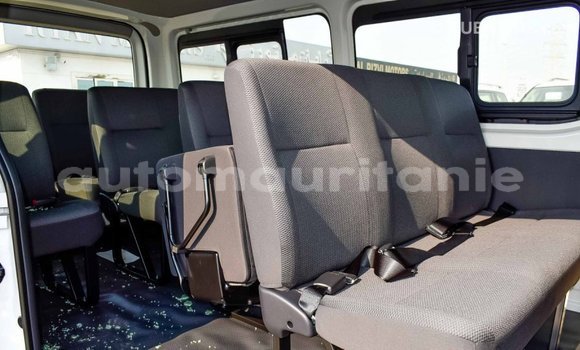 Acheter Import Voiture Toyota Hiace Blanc à Import - Dubai, Adrar Acheter Import Voiture Toyota Hiace Blanc à Import - Dubai, Adrar