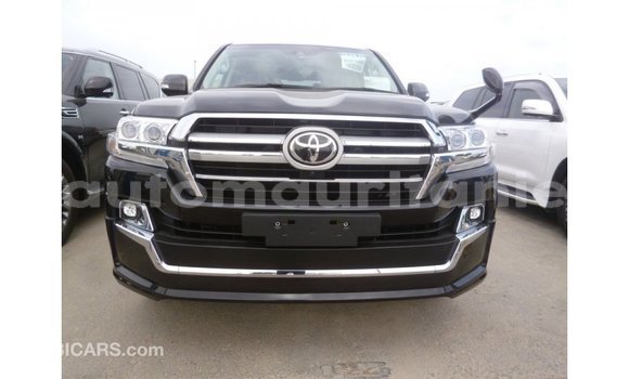 Acheter Import Voiture Toyota Land Cruiser Noir à Import - Dubai, Adrar Acheter Import Voiture Toyota Land Cruiser Noir à Import - Dubai, Adrar