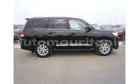 Acheter Import Voiture Toyota Land Cruiser Noir à Import - Dubai, Adrar Acheter Import Voiture Toyota Land Cruiser Noir à Import - Dubai, Adrar