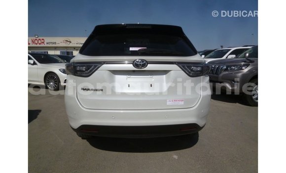 Acheter Import Voiture Toyota Harrier Blanc à Import - Dubai, Adrar Acheter Import Voiture Toyota Harrier Blanc à Import - Dubai, Adrar