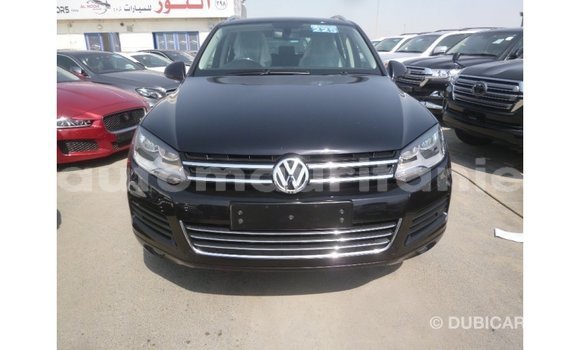 Acheter Import Voiture Volkswagen Touareg Noir à Import - Dubai, Adrar Acheter Import Voiture Volkswagen Touareg Noir à Import - Dubai, Adrar