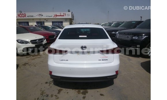 Acheter Import Voiture Lexus IS Blanc à Import - Dubai, Adrar Acheter Import Voiture Lexus IS Blanc à Import - Dubai, Adrar