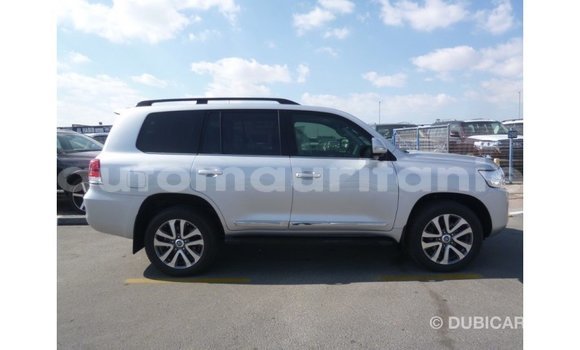 Acheter Import Voiture Toyota Land Cruiser Autre à Import - Dubai, Adrar Acheter Import Voiture Toyota Land Cruiser Autre à Import - Dubai, Adrar