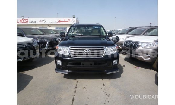 Acheter Import Voiture Toyota Land Cruiser Noir à Import - Dubai, Adrar Acheter Import Voiture Toyota Land Cruiser Noir à Import - Dubai, Adrar