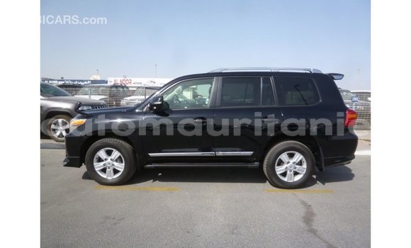 Acheter Import Voiture Toyota Land Cruiser Noir à Import - Dubai, Adrar Acheter Import Voiture Toyota Land Cruiser Noir à Import - Dubai, Adrar