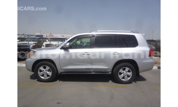 Acheter Import Voiture Toyota Land Cruiser Autre à Import - Dubai, Adrar Acheter Import Voiture Toyota Land Cruiser Autre à Import - Dubai, Adrar