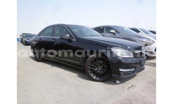 Acheter Import Voiture Mercedes-Benz 190 Noir à Import - Dubai, Adrar Acheter Import Voiture Mercedes-Benz 190 Noir à Import - Dubai, Adrar
