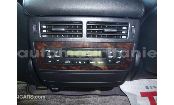 Acheter Import Voiture Toyota Land Cruiser Blanc à Import - Dubai, Adrar Acheter Import Voiture Toyota Land Cruiser Blanc à Import - Dubai, Adrar