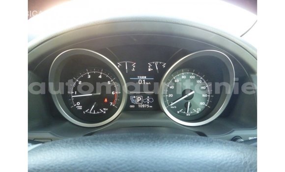 Acheter Import Voiture Toyota Land Cruiser Blanc à Import - Dubai, Adrar Acheter Import Voiture Toyota Land Cruiser Blanc à Import - Dubai, Adrar