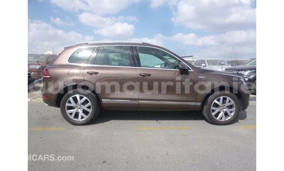 Acheter Import Voiture Volkswagen Touareg Marron à Import - Dubai, Adrar Acheter Import Voiture Volkswagen Touareg Marron à Import - Dubai, Adrar