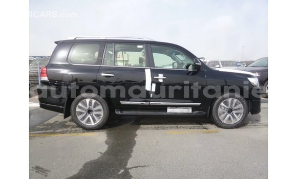 Acheter Import Voiture Toyota Land Cruiser Noir à Import - Dubai, Adrar Acheter Import Voiture Toyota Land Cruiser Noir à Import - Dubai, Adrar