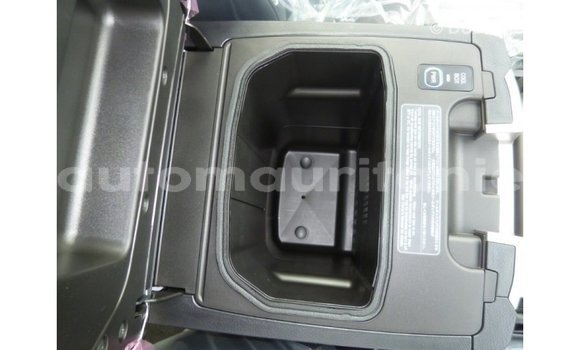 Acheter Import Voiture Toyota Land Cruiser Noir à Import - Dubai, Adrar Acheter Import Voiture Toyota Land Cruiser Noir à Import - Dubai, Adrar