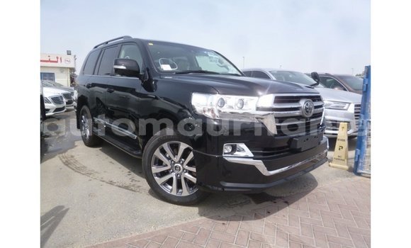 Acheter Import Voiture Toyota Land Cruiser Noir à Import - Dubai, Adrar Acheter Import Voiture Toyota Land Cruiser Noir à Import - Dubai, Adrar