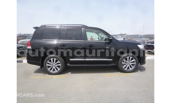 Acheter Import Voiture Toyota Land Cruiser Noir à Import - Dubai, Adrar Acheter Import Voiture Toyota Land Cruiser Noir à Import - Dubai, Adrar