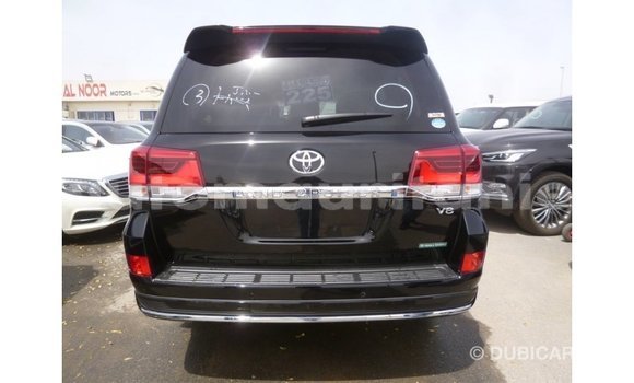 Acheter Import Voiture Toyota Land Cruiser Noir à Import - Dubai, Adrar Acheter Import Voiture Toyota Land Cruiser Noir à Import - Dubai, Adrar
