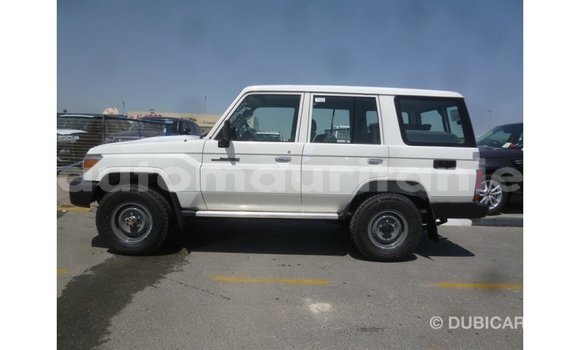Acheter Import Voiture Toyota Land Cruiser Blanc à Import - Dubai, Adrar Acheter Import Voiture Toyota Land Cruiser Blanc à Import - Dubai, Adrar